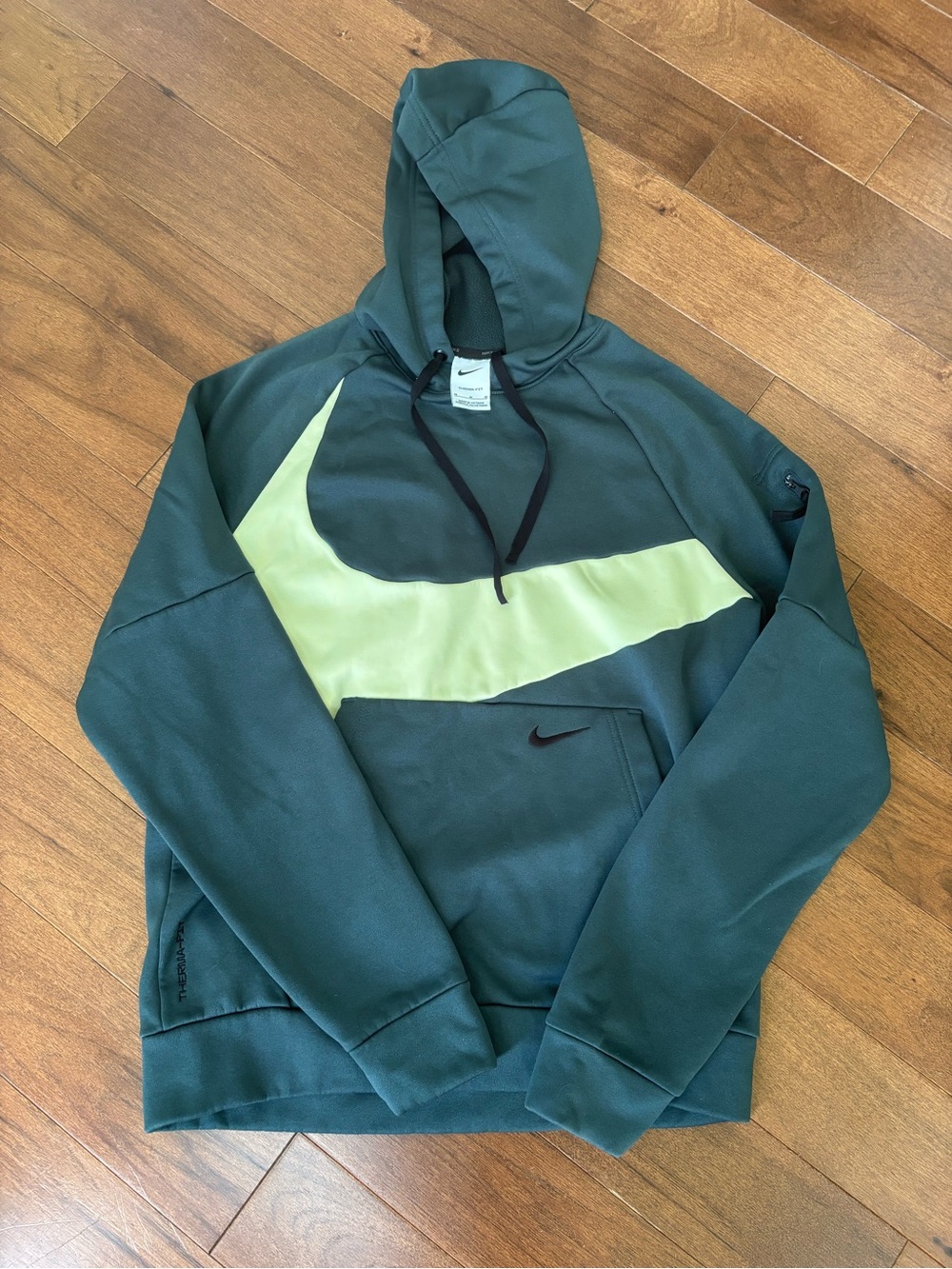 Nike Therma-Fit Hoodie in Sage Green with Dark Brown Drawstrings